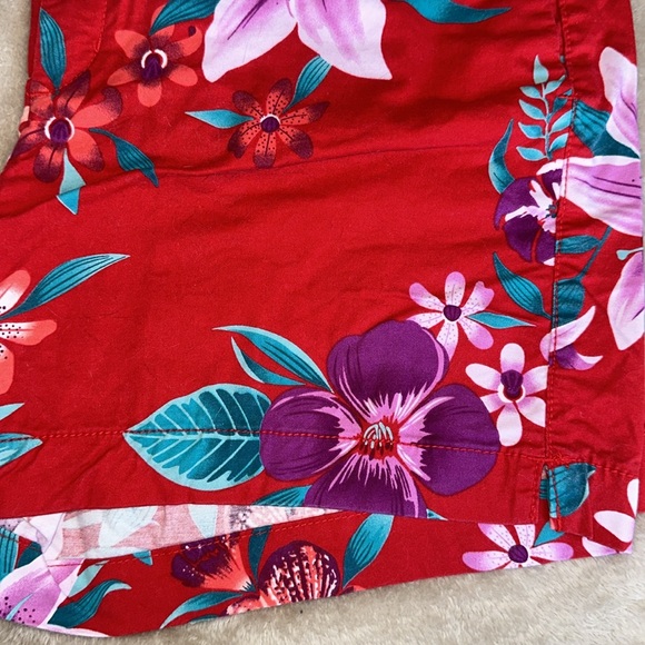 Old Navy Women's Size 10 Short Bundle - Picture 7 of 7